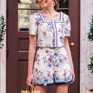 Gal meets glam June set 2